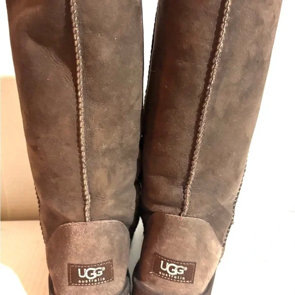 UGG Women's suede Chocolate Winter Boots US size 7 - Picture 4 of 6